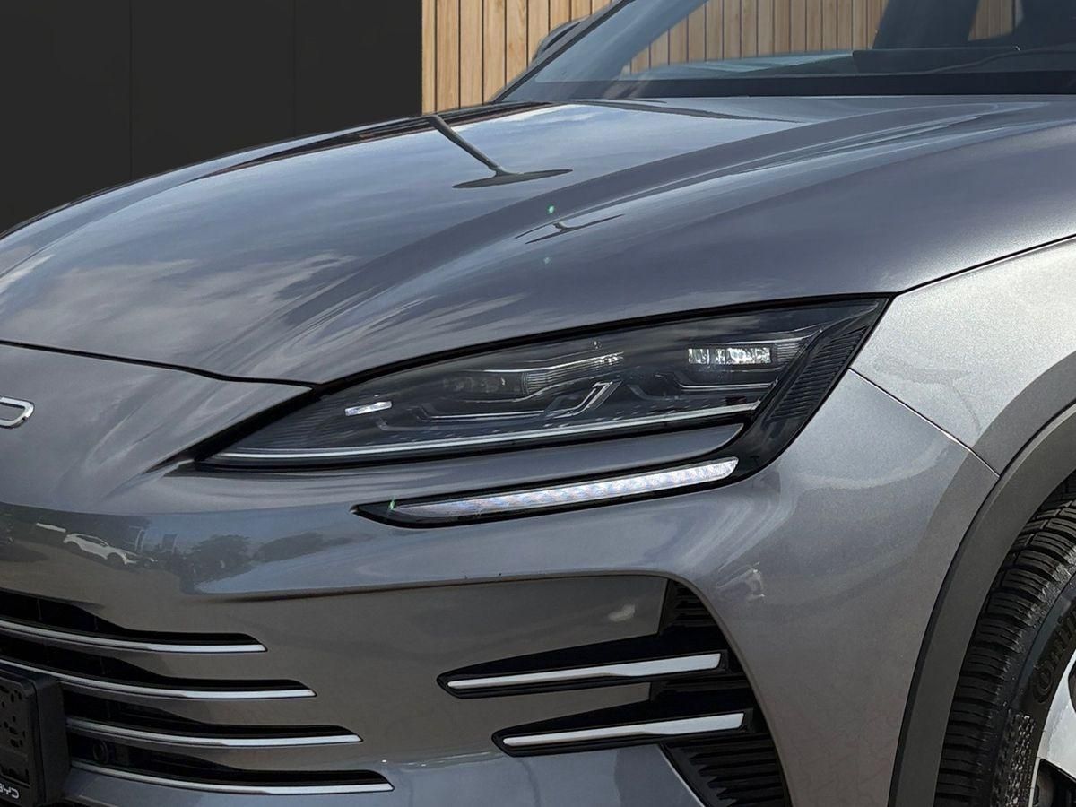 BYD SEAL U