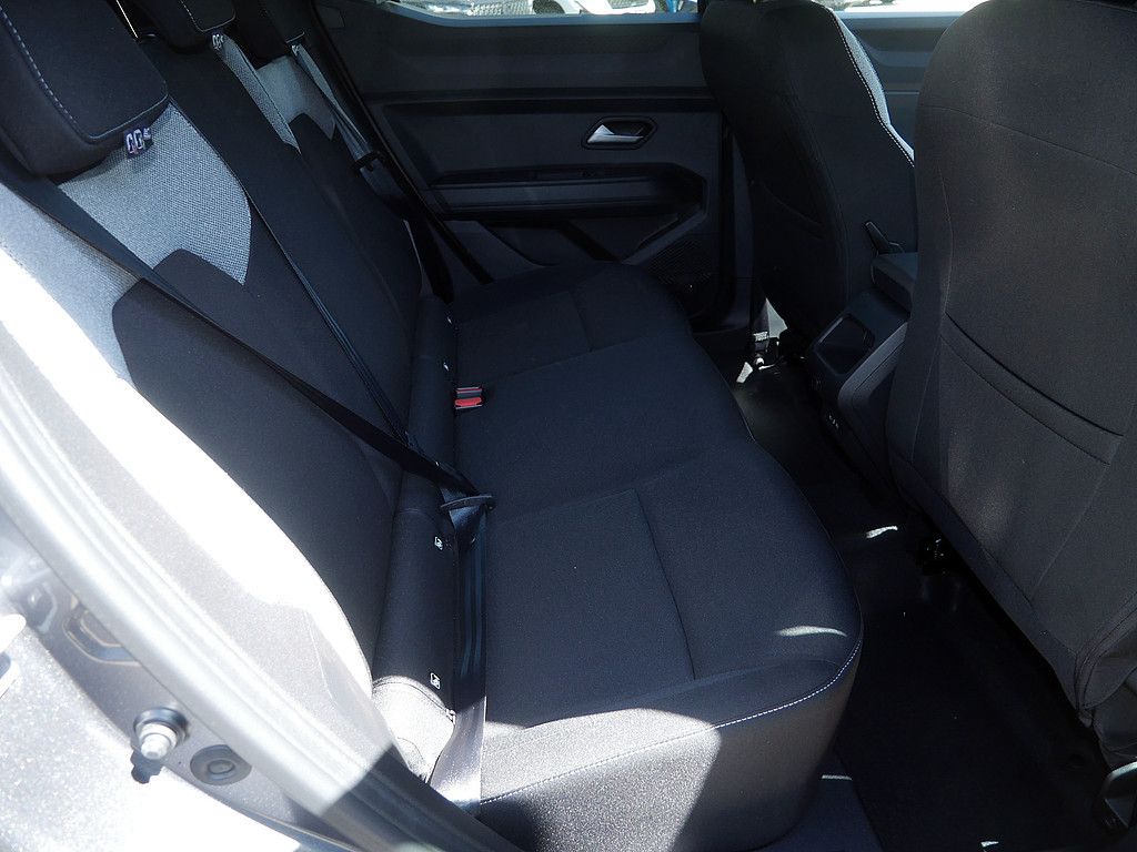 Fahrzeugabbildung Dacia Duster Journey Mild Hybrid 140