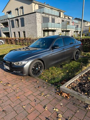 BMW F30 335i ATM 100tkm MPPK CarPlay H&K S...