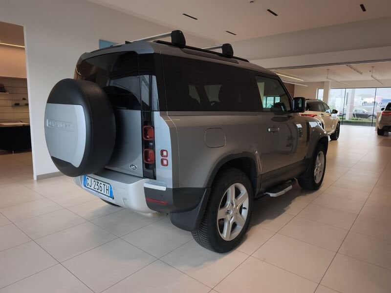 Land Rover Defender VII 2020 90 90 3.0d i6 mhev imagem 3