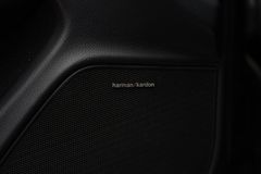 MERCEDES-BENZ C 63 AMG Coupe*H&K*PANO*LEDER*LED*MEMORY*DISTRON MERCEDES-BENZ C 63 AMG Coupe*H&K*PANO*LEDER*LED*MEMORY*DISTRON