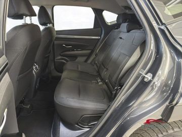 Hyundai TUCSON - 11