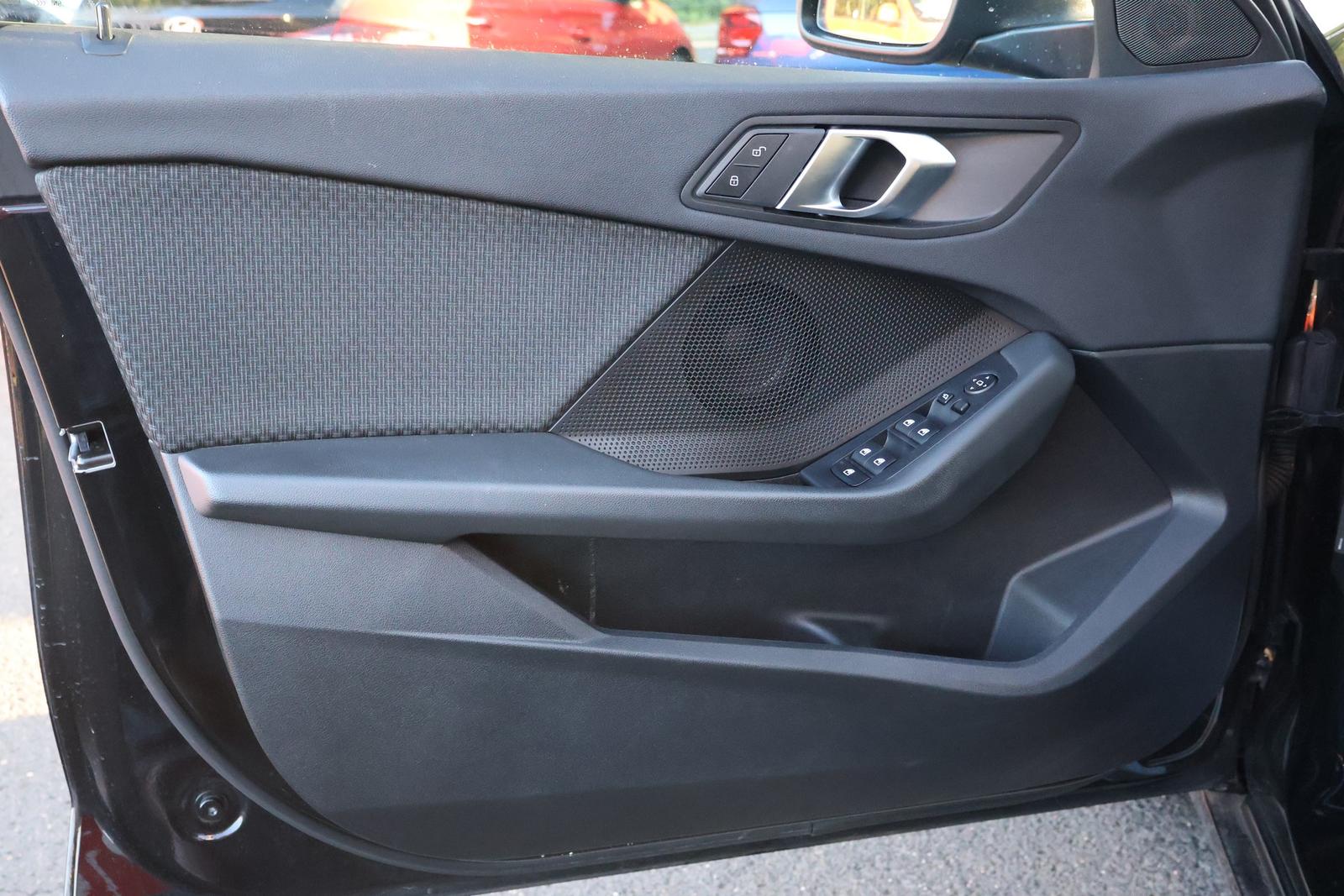 BMW 118 i Advantage LED Navi Sitzheizung Tempomat DAB, миниатюра 25