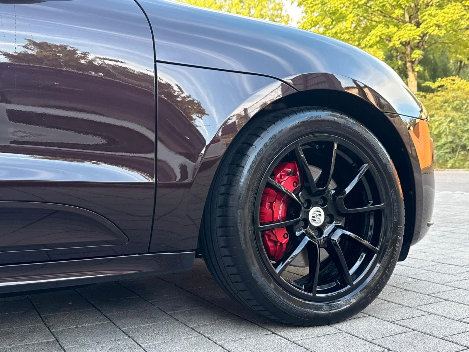 PORSCHE MACAN TURBO