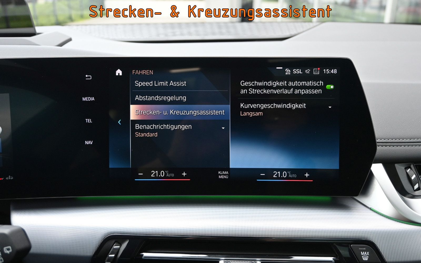 Fahrzeugabbildung BMW 223d xDr Active Tourer Luxury °ACC°HUD°PANO°360°