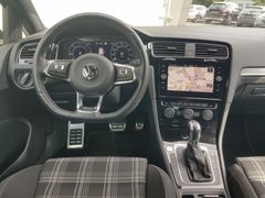 Fahrzeugabbildung Volkswagen Golf VII Variant GTD Navi LED SiHz RFK ACC AID