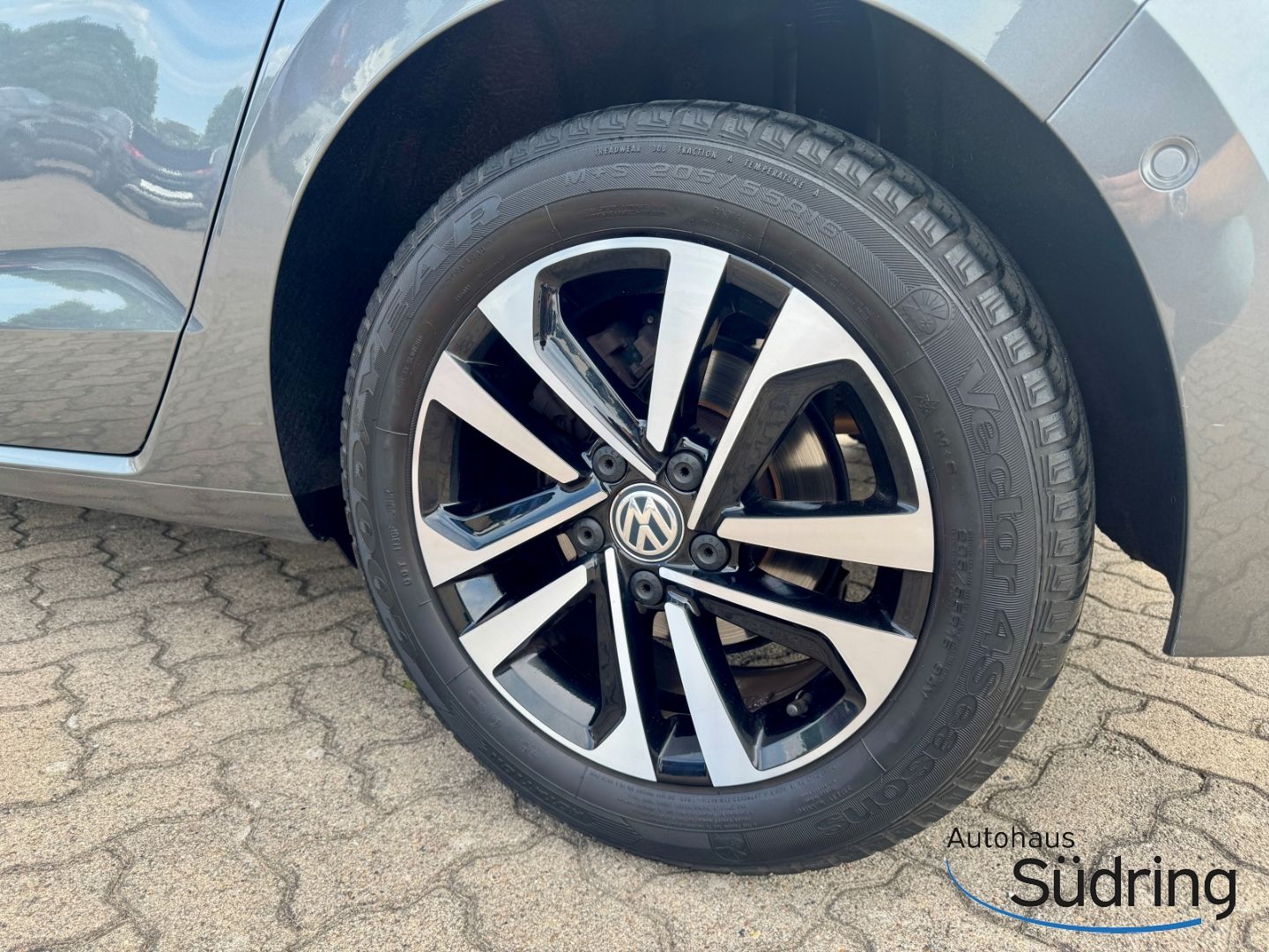 Golf Sportsvan 1,0 TSI IQ.DRIVE Navi ACC Rückfk.