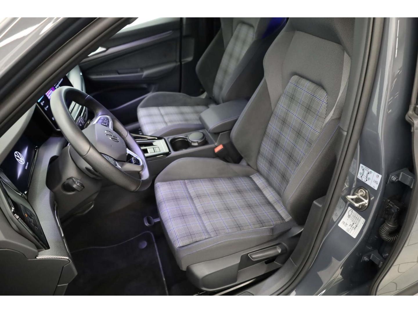 Volkswagen Golf 1.5 eHybrid GTE Black Style DSG RFK/AHK, миниатюра 6