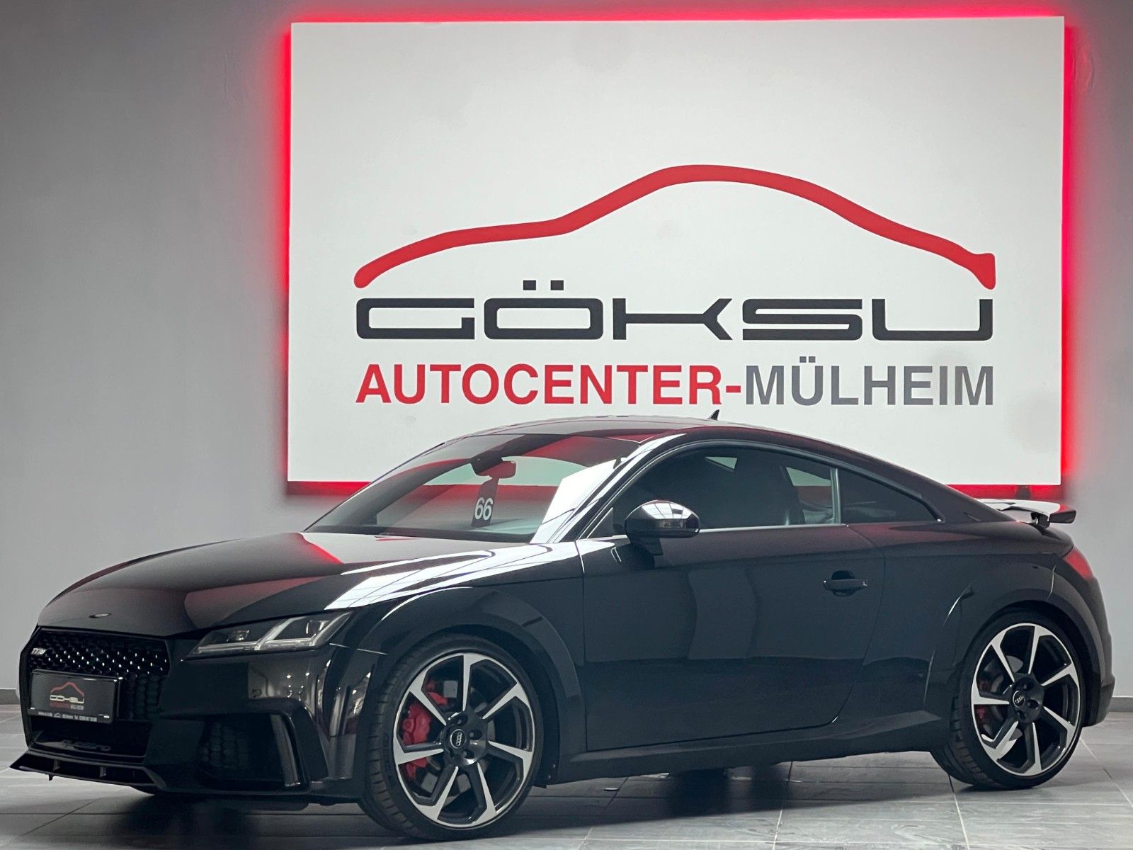 AUDI TT RS *MTM-Abgas*Magnetic-Ride*Matrix*StHz*B&amp;O*