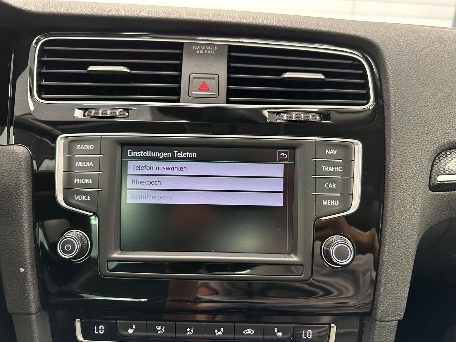 Volkswagen Golf VII Variant 1.4 TSI Highline Kamera Pano 