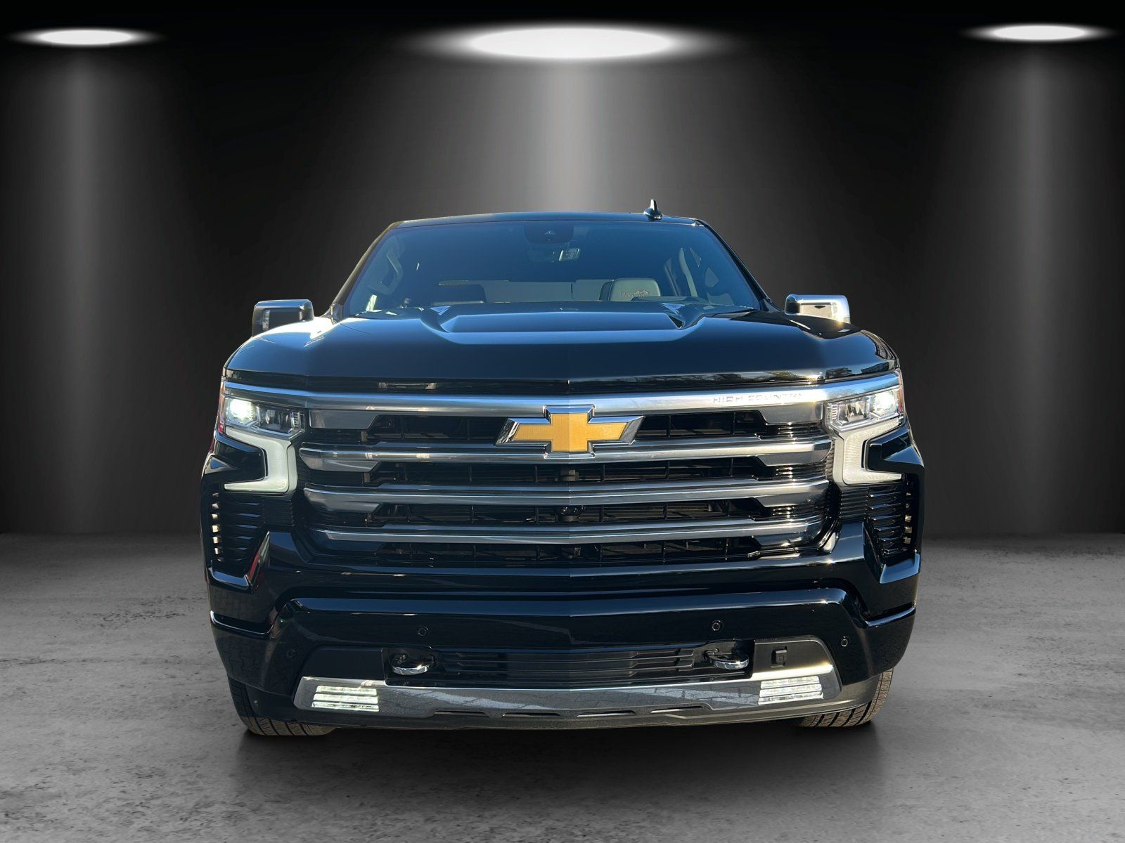 Fahrzeugabbildung Chevrolet Silverado High Country Duramax/AHK 3500 KG/SHD