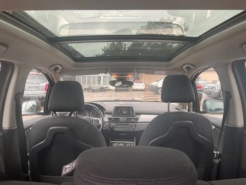 BMW 218 - 10