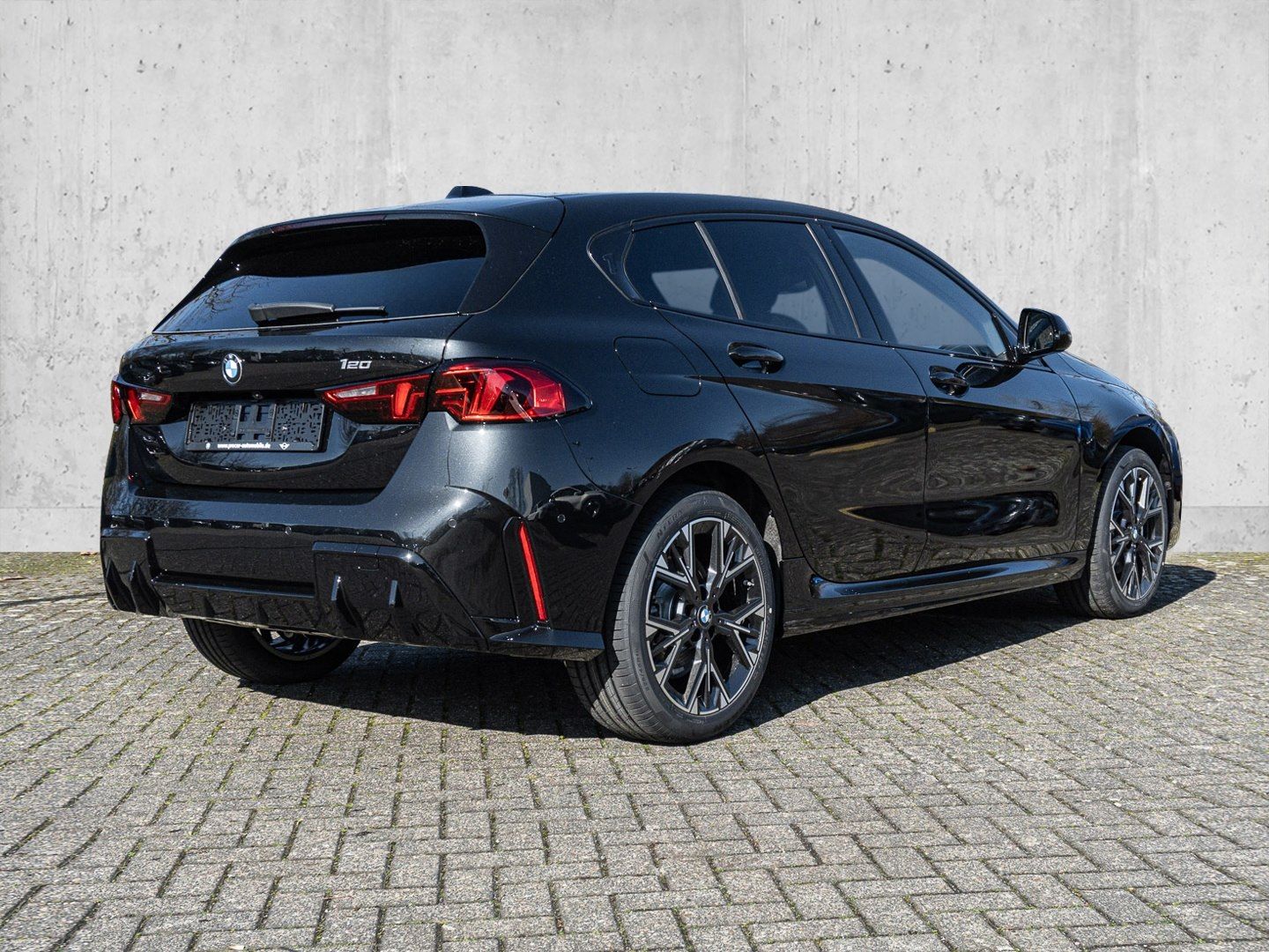 BMW 120 - Bild 2
