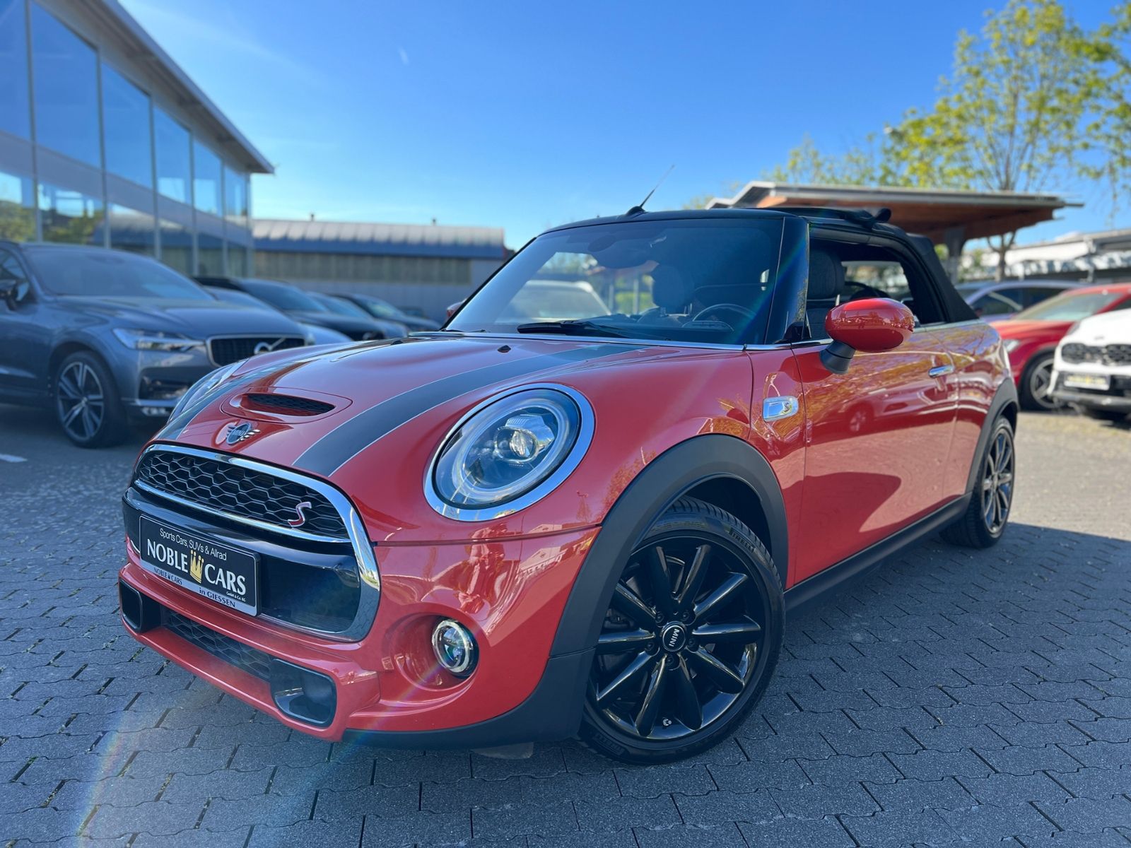 Fahrzeugabbildung MINI Cooper S Cabrio Chili LED NAV RFK SHZ ALU