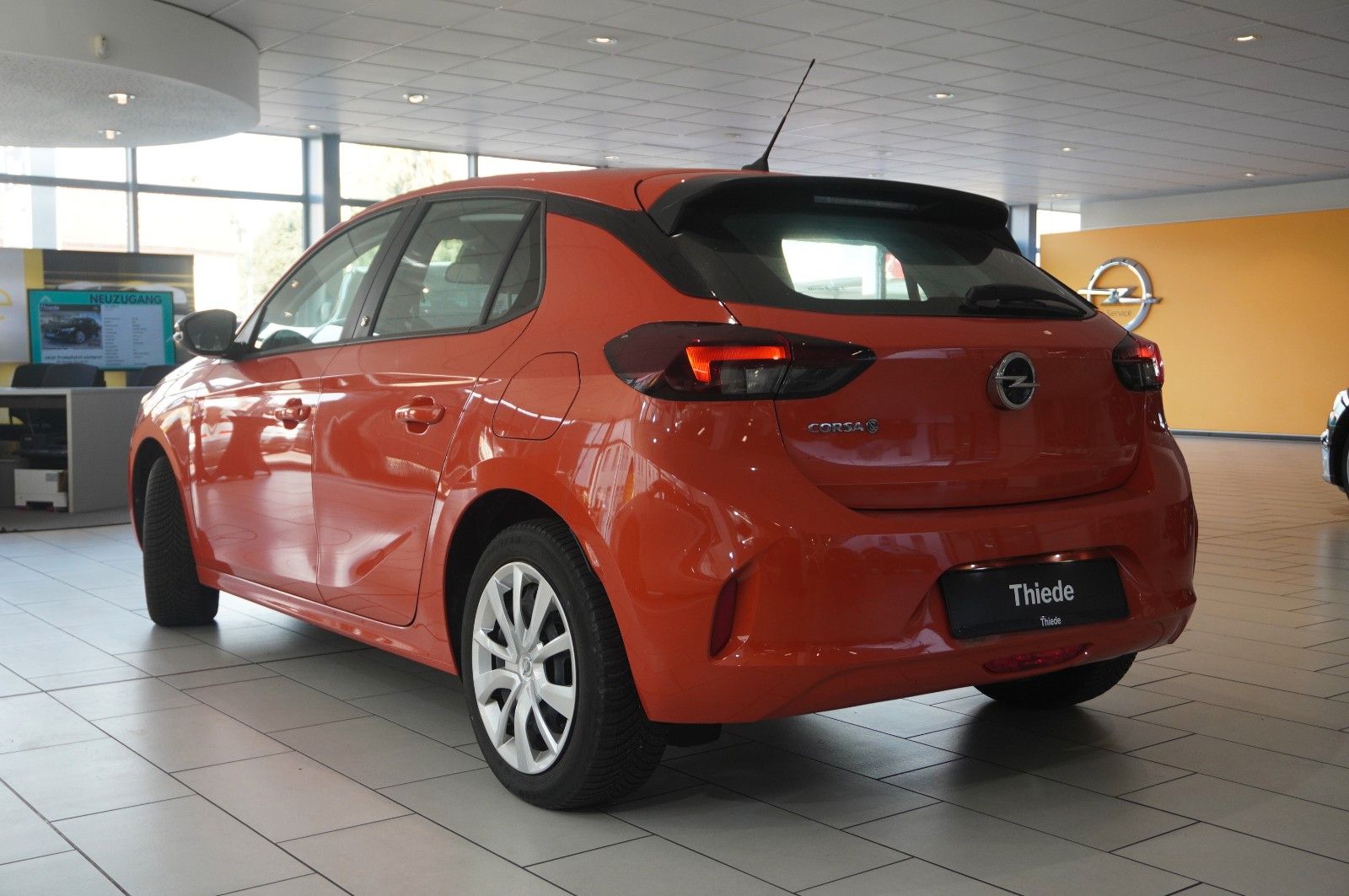 Fahrzeugabbildung Opel Corsa-e  EDITION 7,4kw/50kwh/Allwetter/