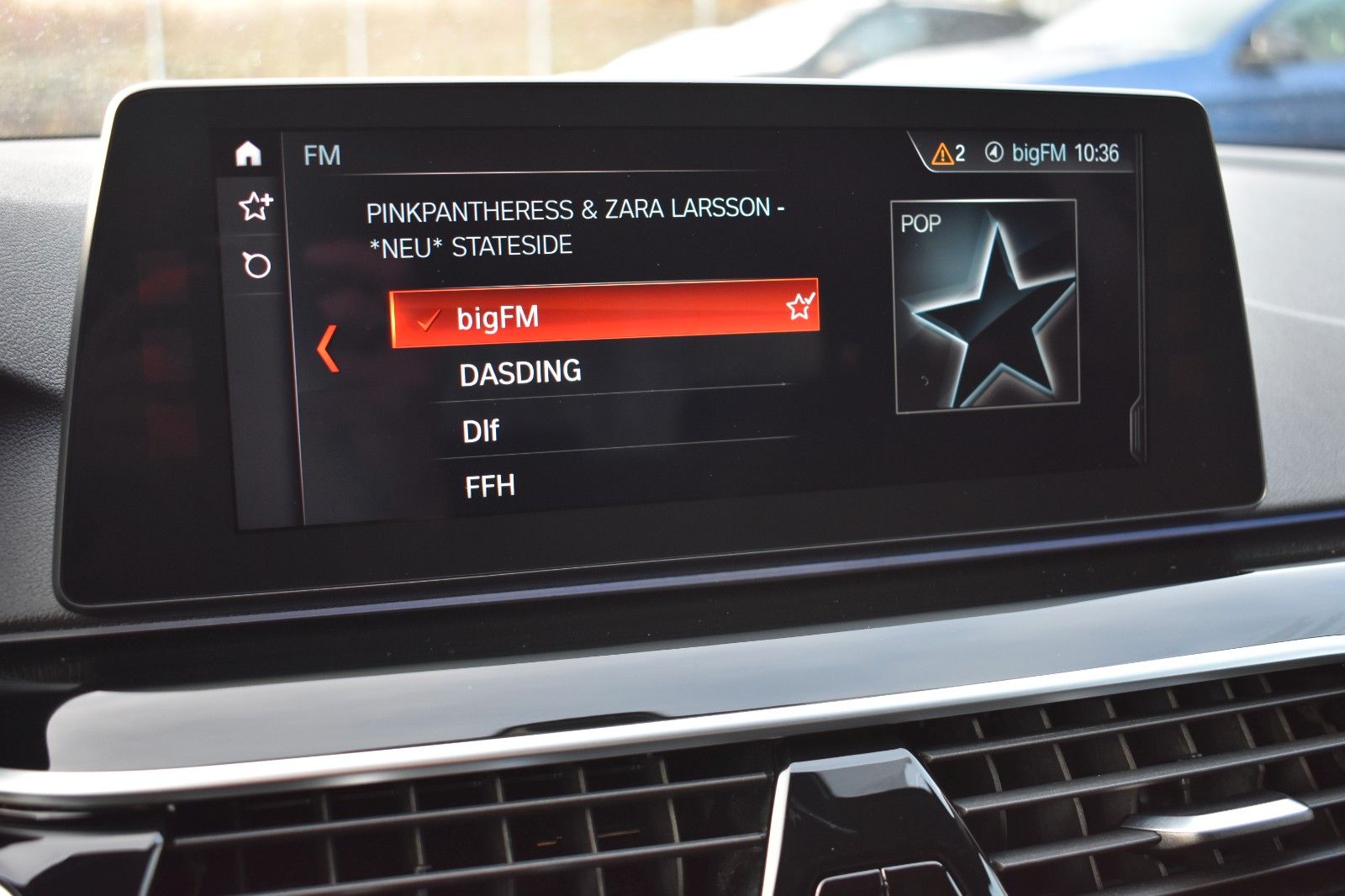 Fahrzeugabbildung BMW M550 i Limo. xDrive DAB Gestik Massage HUD ATM