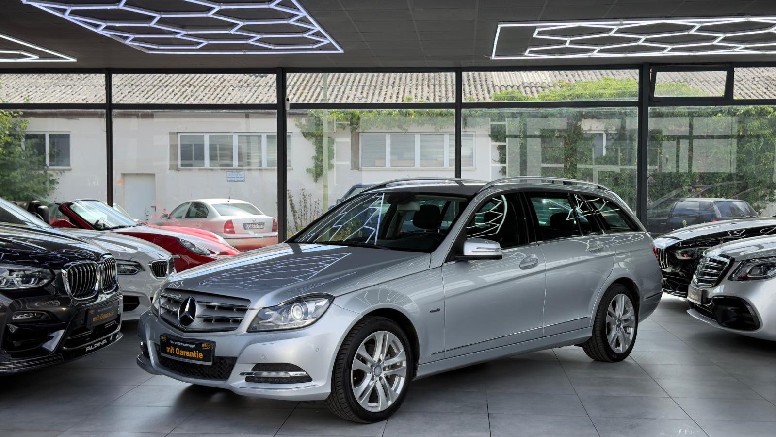 Mercedes-Benz C 200 CGI AVANTGARDE AUTOMA.XENON NAVI TEMPO AHK