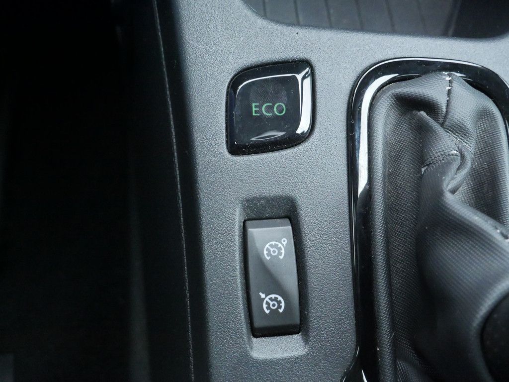 Fahrzeugabbildung Renault ZOE Limited Z.E. 40 KLIMA KEYLESS PDC NAVIGATION