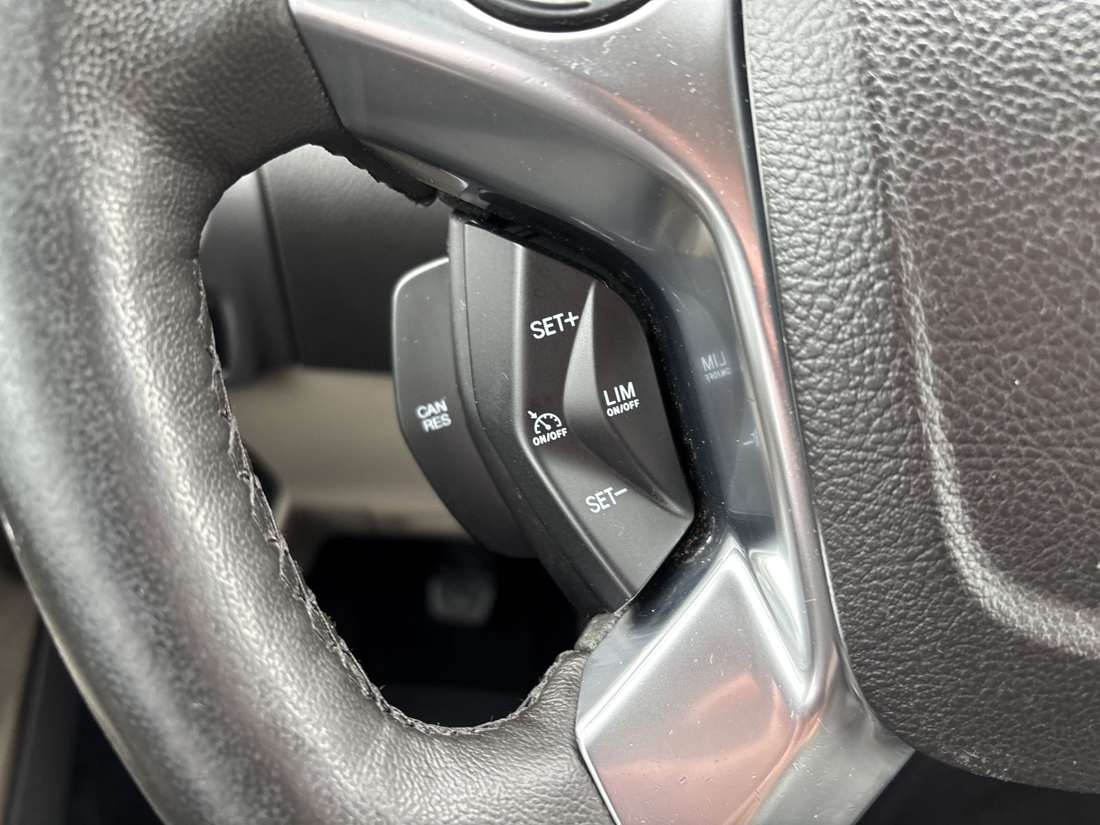 Fahrzeugabbildung Ford Tourneo Custom 310 L2 Trend-8Si-NAVI-KAMERA-AHK-