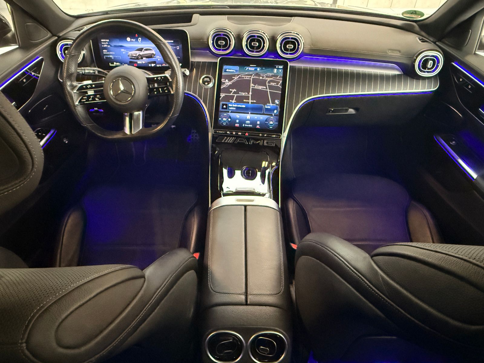 Fahrzeugabbildung Mercedes-Benz C 300TD/AMG/PANO/AMBIENTE/KAMERA/LED/MASSAGE