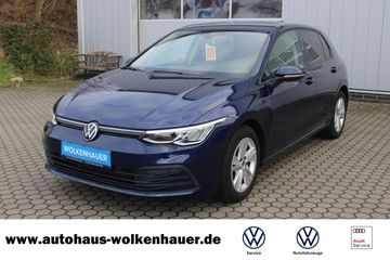 Volkswagen Golf VIII 1.0 TSI GJR, PDC, LANE, Klima