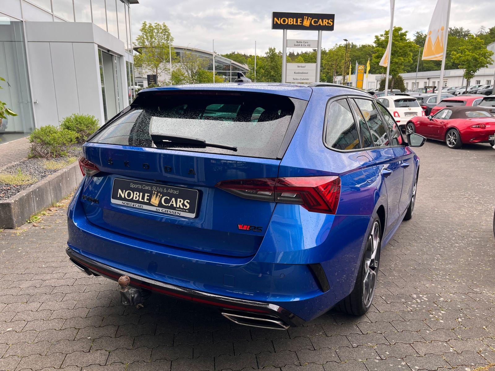 Fahrzeugabbildung SKODA Octavia Combi RS PANO AHK LED NAVI
