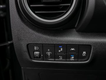 Hyundai Kona Premium Elektro 2WD Stauassistent Kamera