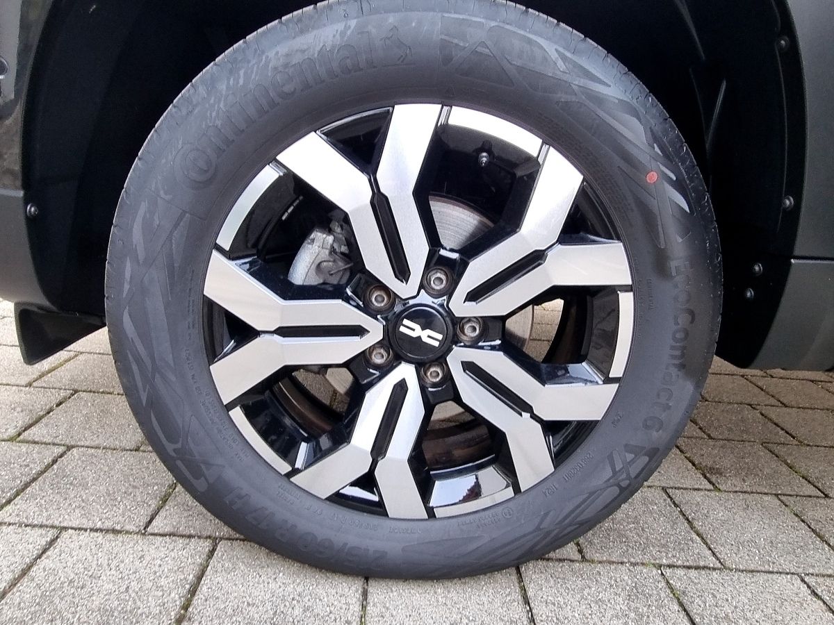 Fahrzeugabbildung Dacia Duster Journey TCe 150 EDC