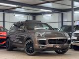 Porsche Cayenne Diesel PANO*MEMORY*BIXEN*PCM*360*1.H - Porsche Gebrauchtwagen in Frankfurt