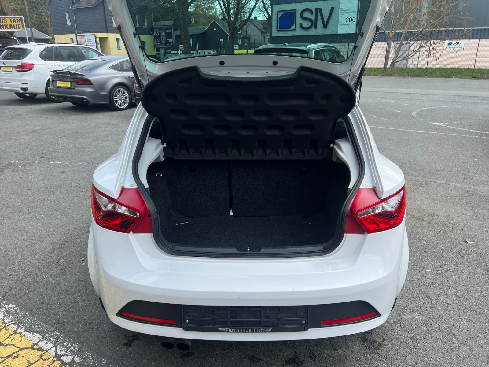Fahrzeugabbildung SEAT Ibiza SC FR Sport * 1.HAND * SCHECKHEFTGEPFLEGT*
