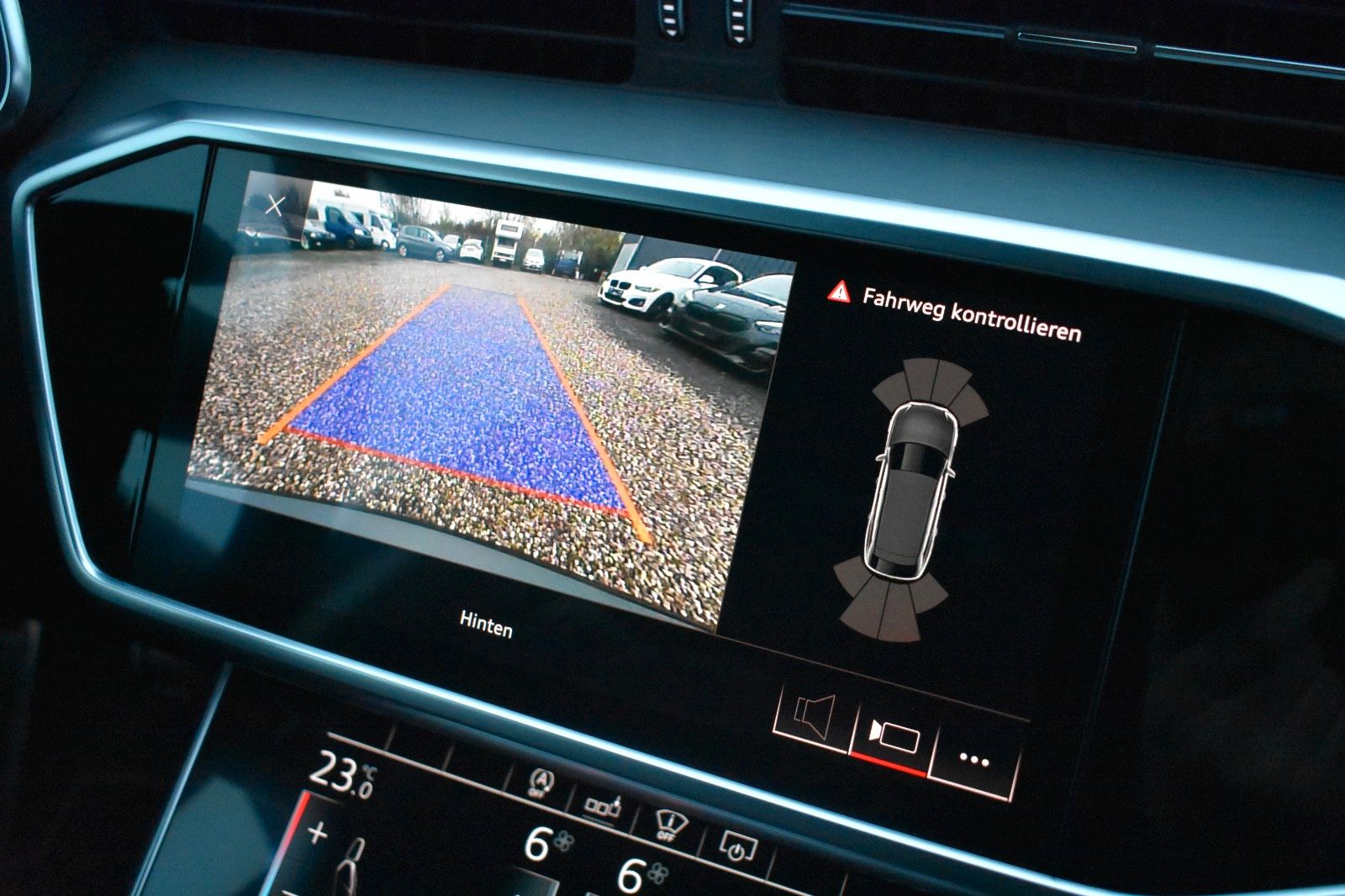 Fahrzeugabbildung Audi S6 Avant 3.0 TDI quattro Matrix-LED HUD