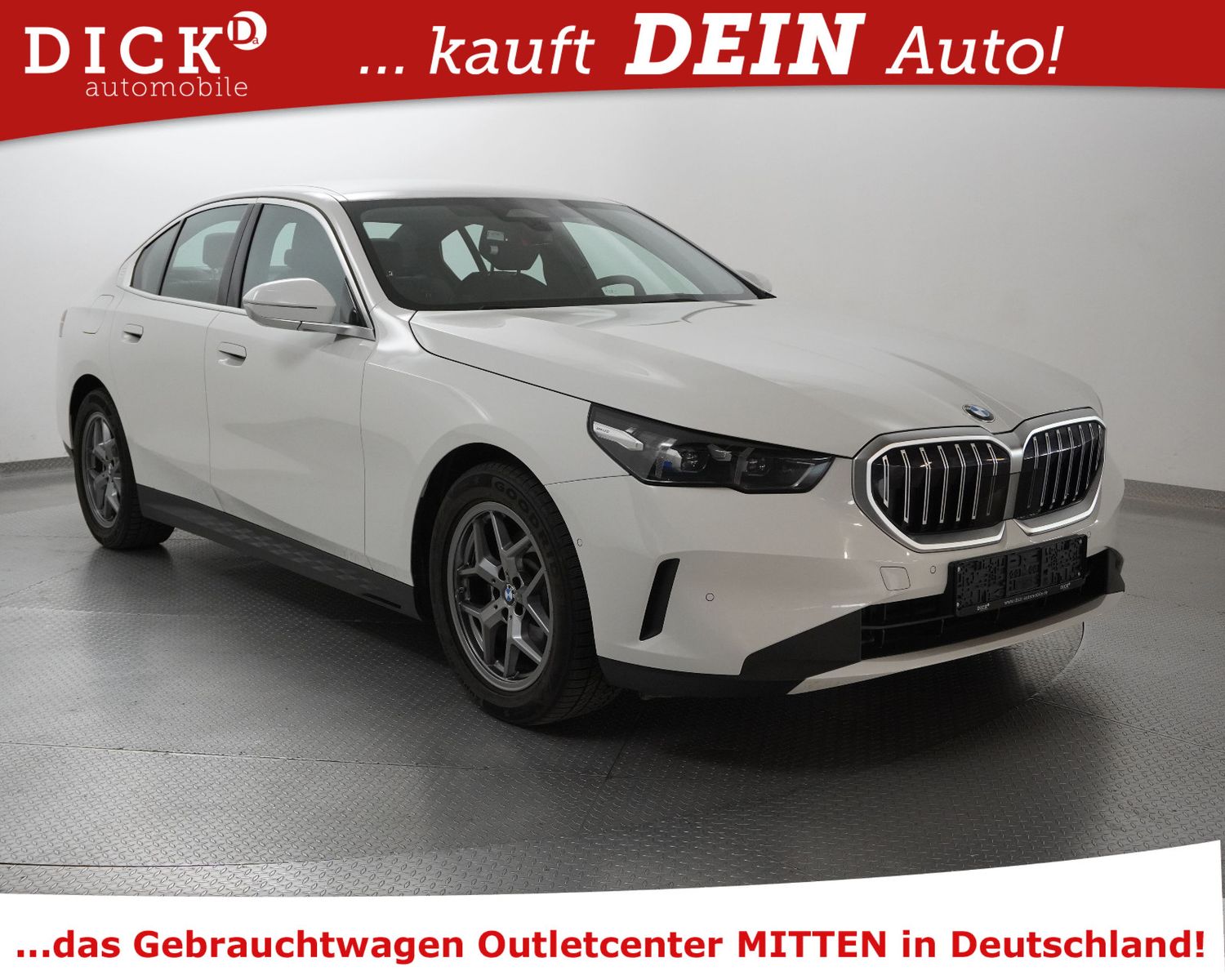 BMW 520d Aut Sport LEDER+SHZ+H&K+NAVI+KAM+LED+18"+MF