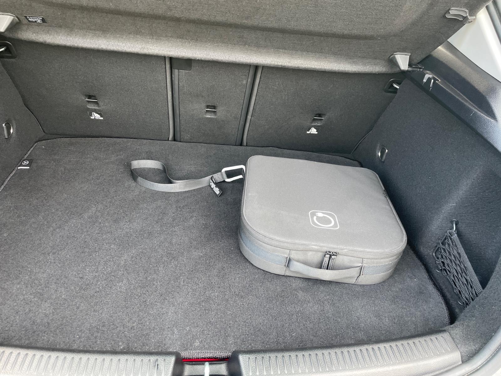 Mercedes-Benz A 250 e LED Tempomat