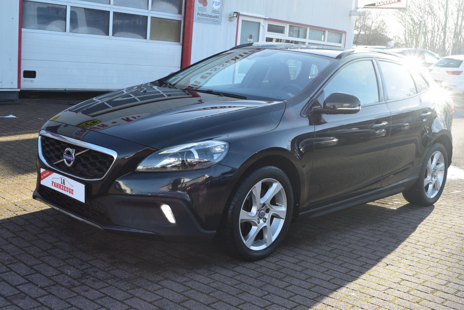 Volvo V40 Cross Country You! Pano HU & Insp. Neu