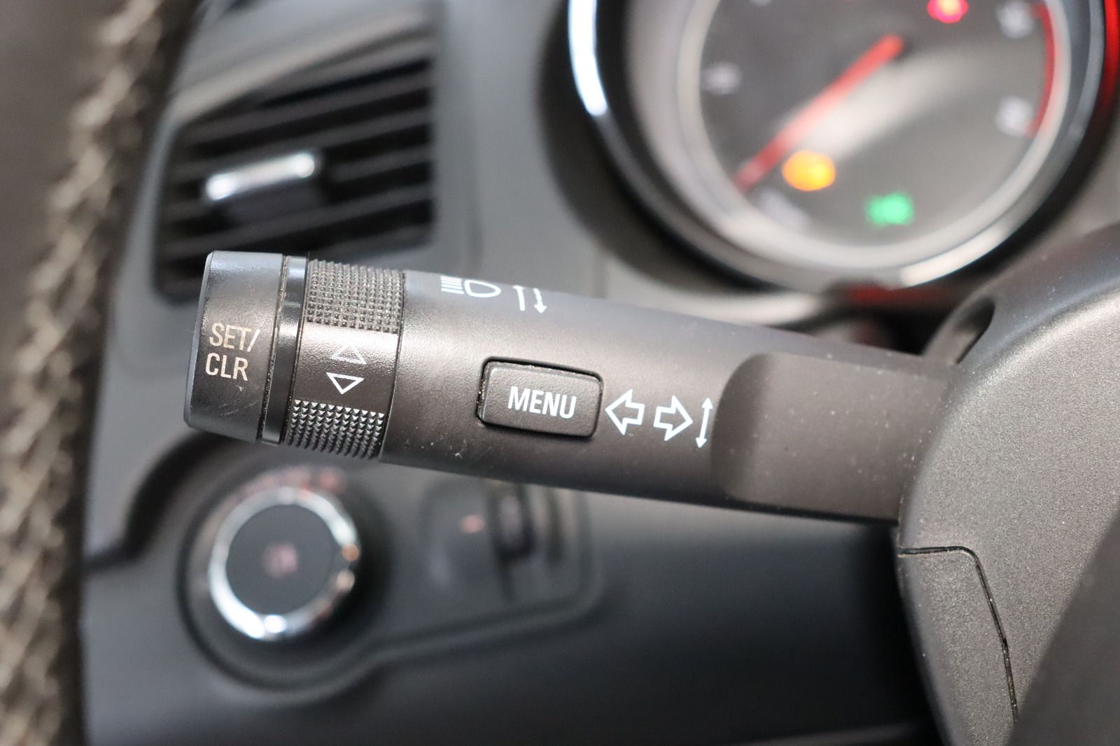 Fahrzeugabbildung Opel Insignia A Sports Tourer Innovation 4x4