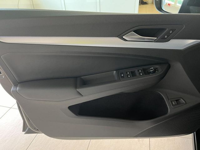 Golf Variant Life 1.5 l eTSI OPF 85 kW (116 PS)