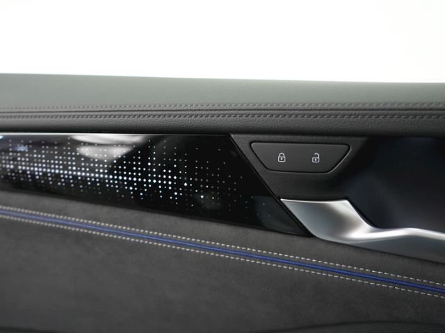 Passat Variant R-LINE TDI DSG 4MOTION+ANHÄNGERKU