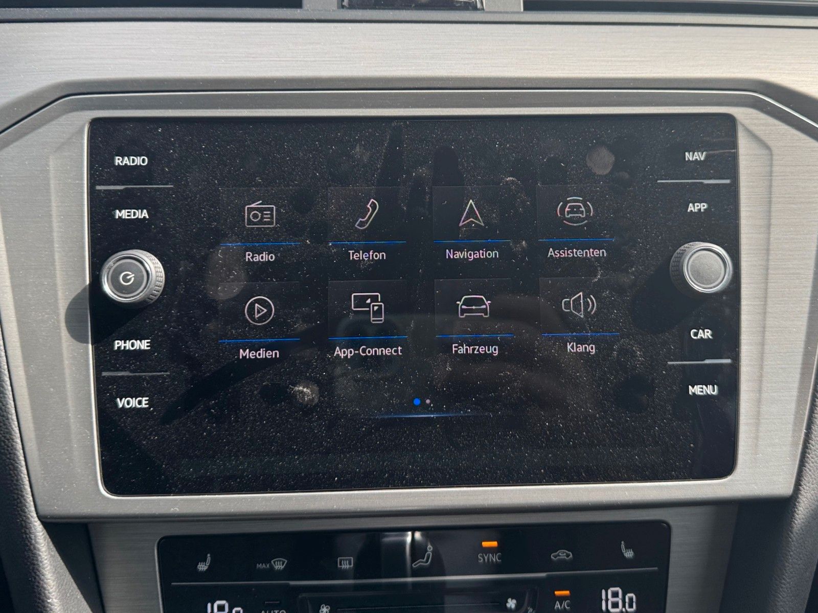Fahrzeugabbildung Volkswagen Passat Variant 1.5 TSI
