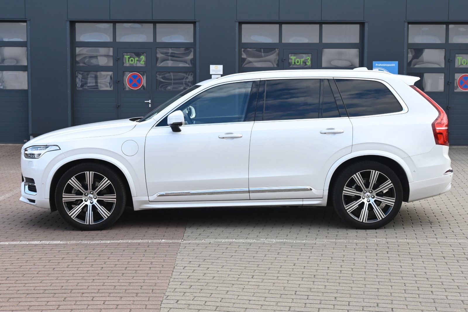 Fahrzeugabbildung Volvo XC90 T8 AWD Ultimate Bright Recharge*PANO*B&W*
