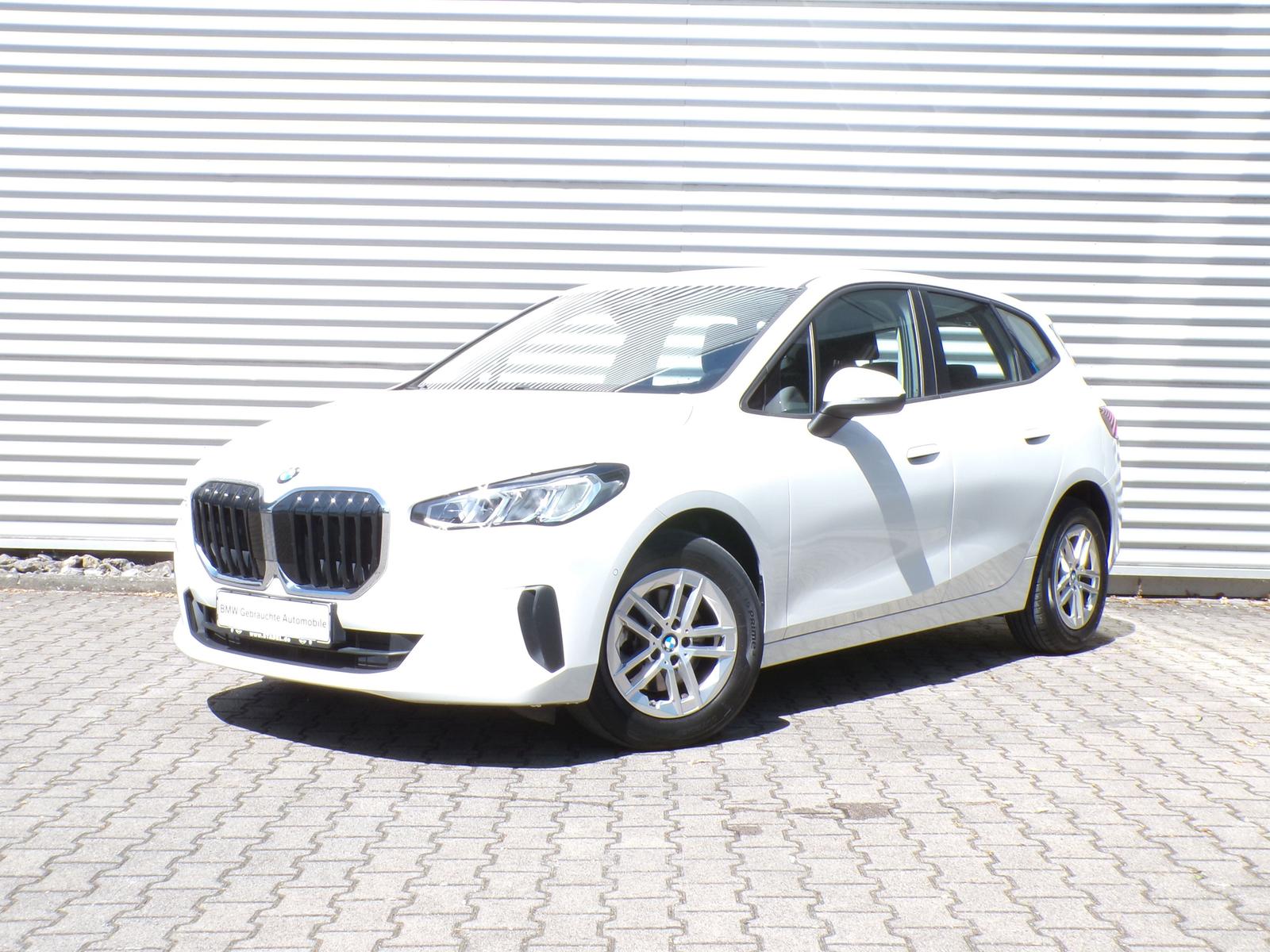 BMW 218i Active Tourer DriveAssist+ CarPlay Kamera