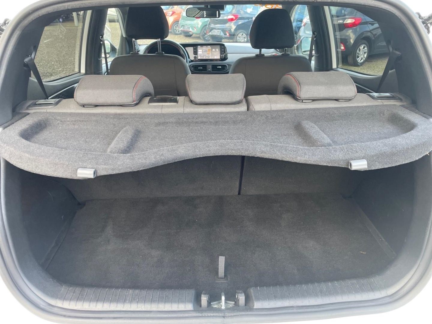 Fahrzeugabbildung Hyundai i10 1.0 Turbo N Line Allwetter Navi Sitzheizung