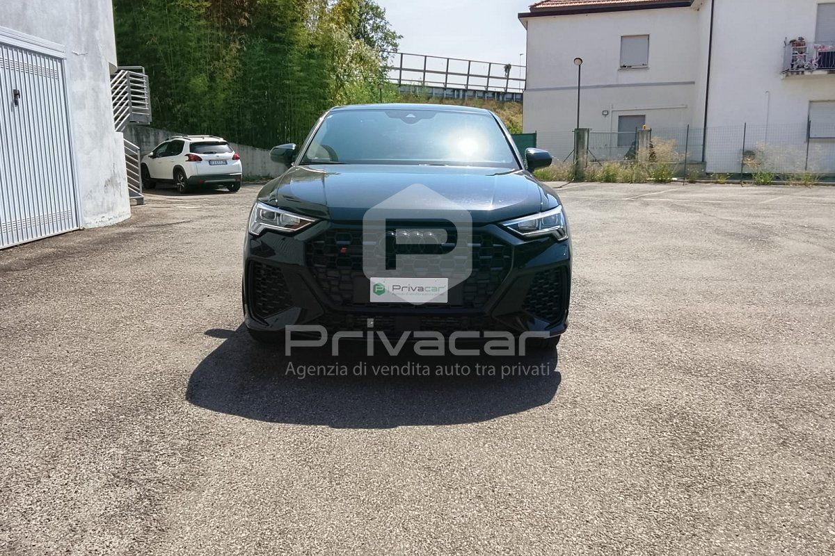 Audi AUDI RS Q3 SPB quattro S tronic imagem 2