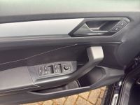 Volkswagen T-Roc - Vorschau Bild 9