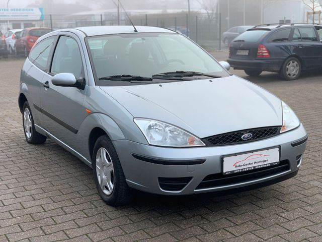 Ford Focus 1.6 Finesse/1.Hand/Tüv Neu/Kupplung Neu