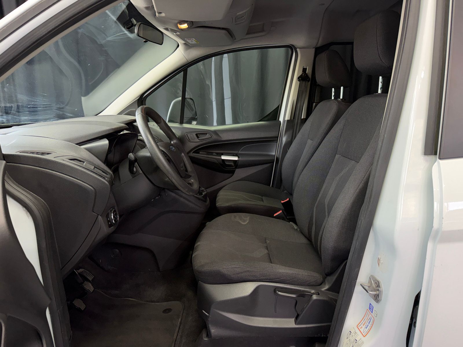 Fahrzeugabbildung Ford Tourneo Connect Trend|KLIMA|PDC