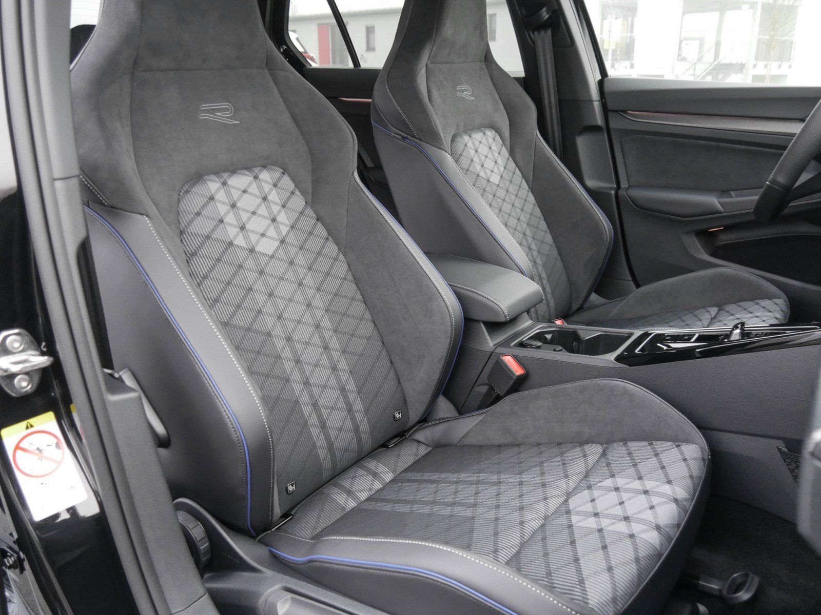 Volkswagen Golf - Bild 6