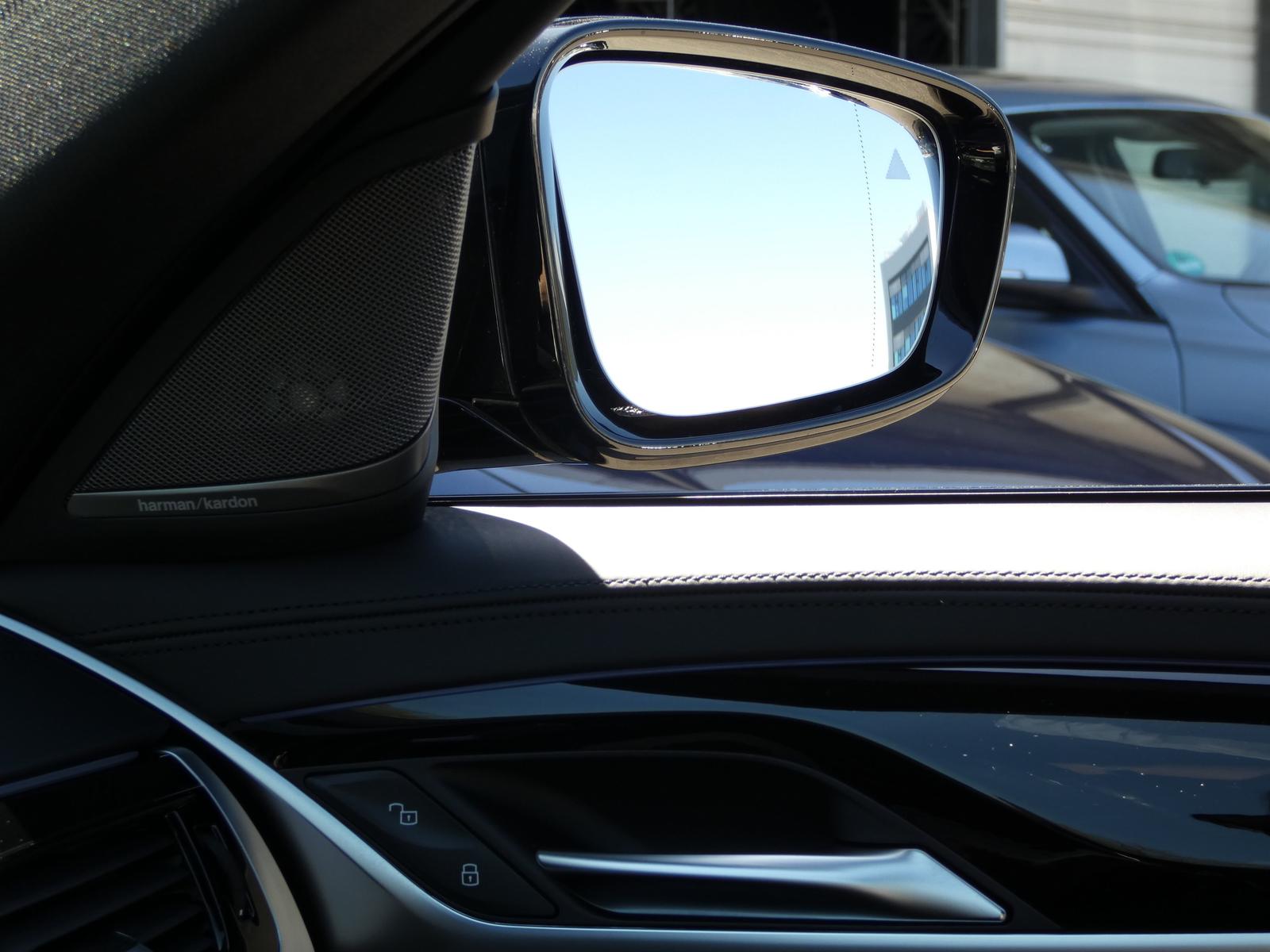 BMW M550i xDrive Limousine M Sport Navi+Kamera+ACC