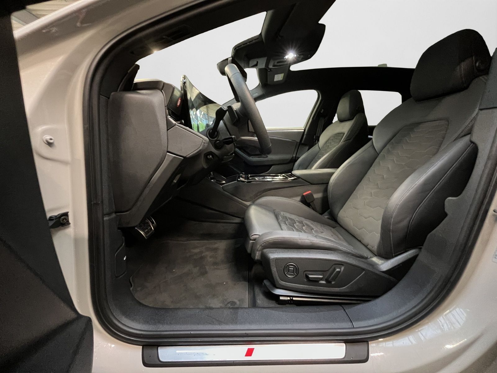 Audi A6 e-tron - Bild 13