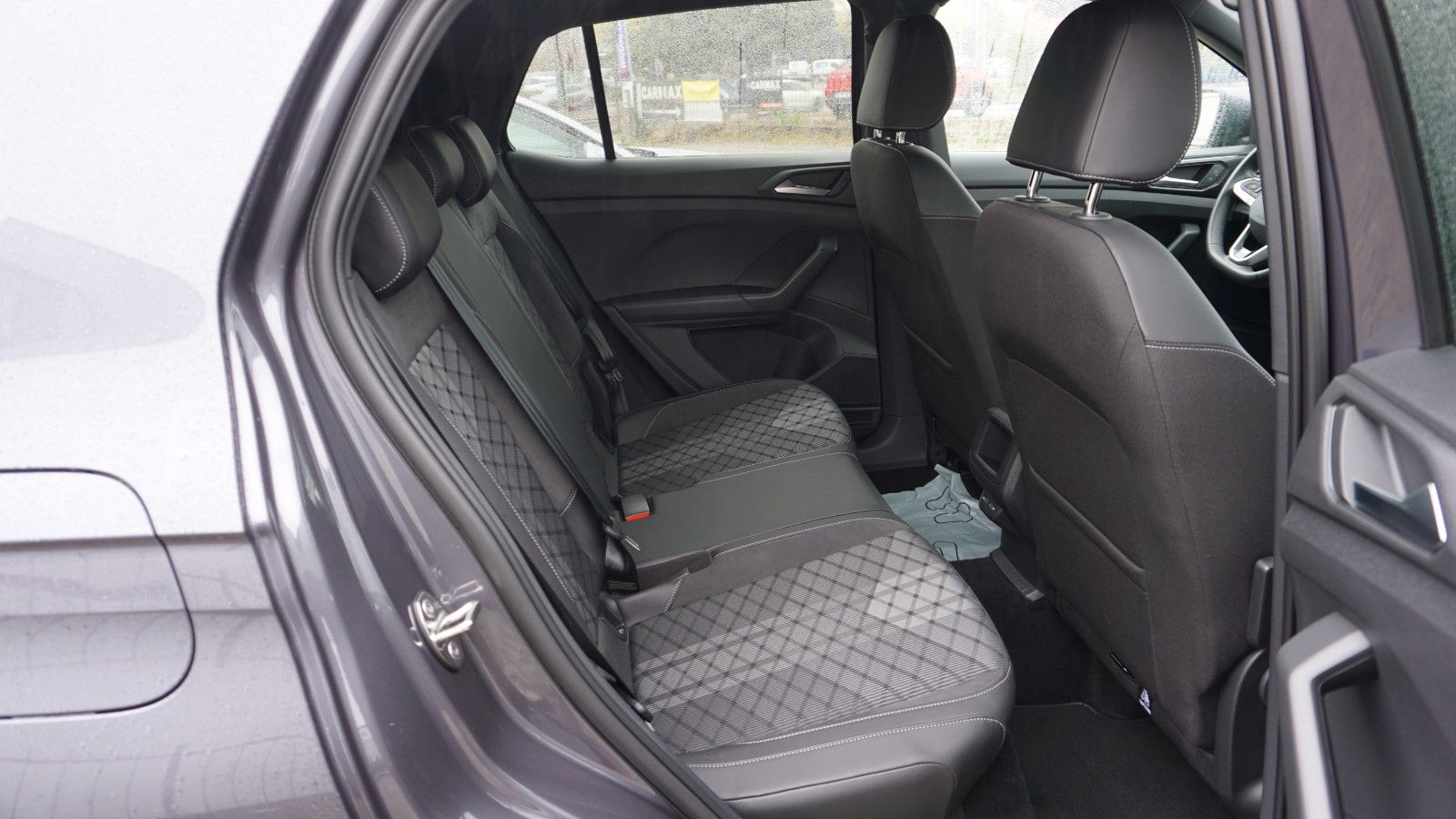 Fahrzeugabbildung Volkswagen T-Cross R-Line Navi,LED,ACC,Apple CarPlay