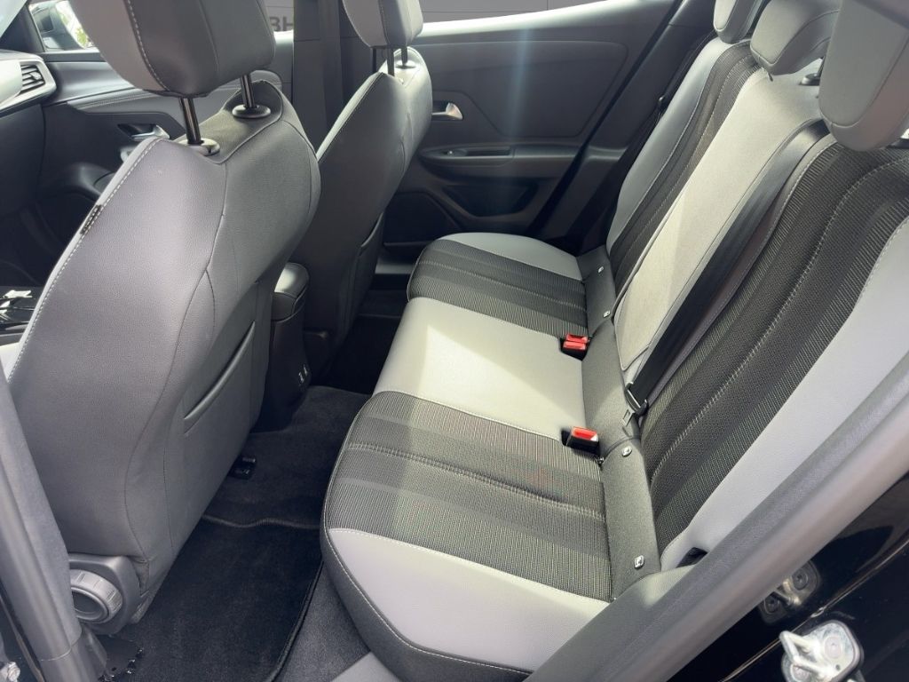 Fahrzeugabbildung Opel Mokka Elegance, NAVI, Apple CarPlay / Android Au